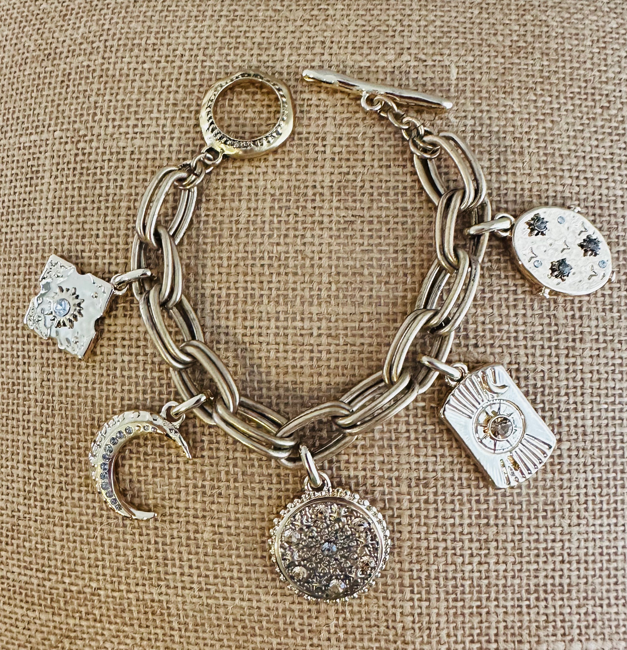 Gold Pendant Bracelet 218