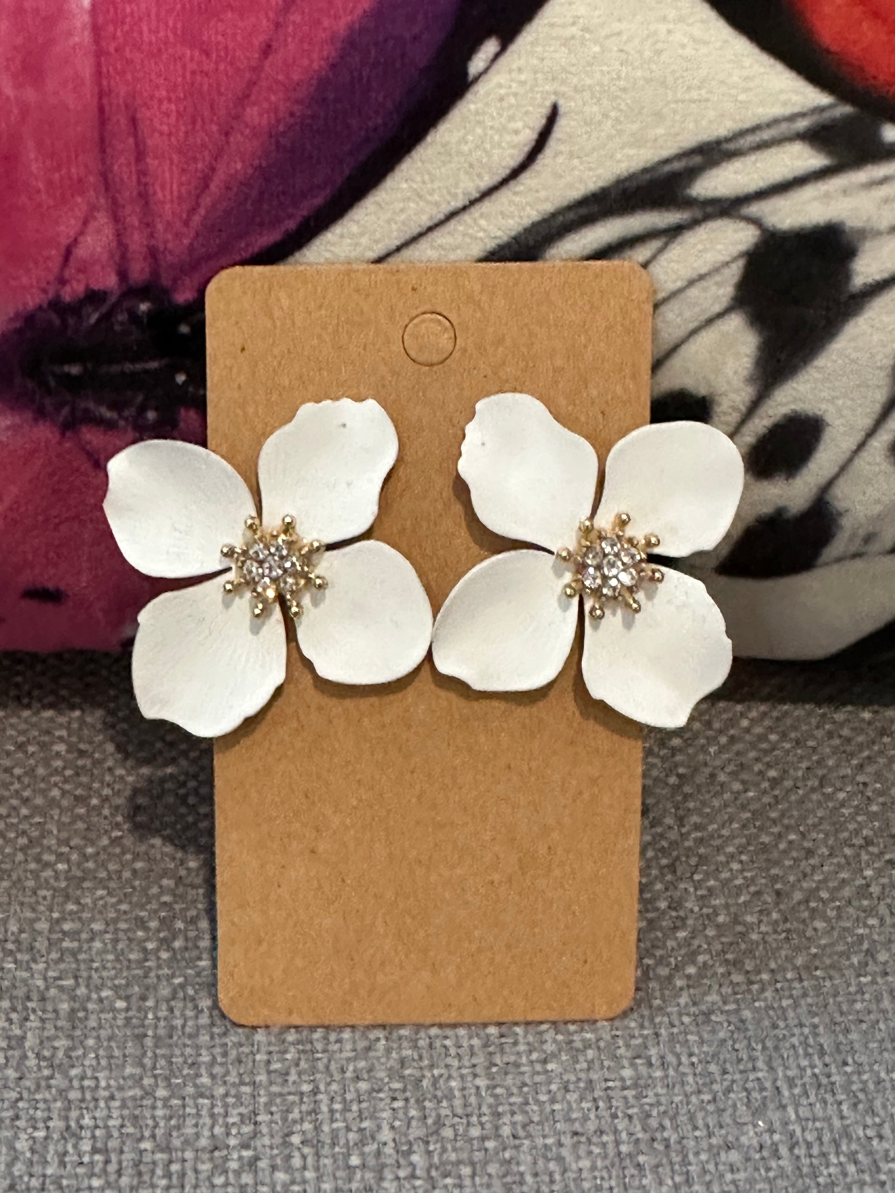White Flower Earrings 312