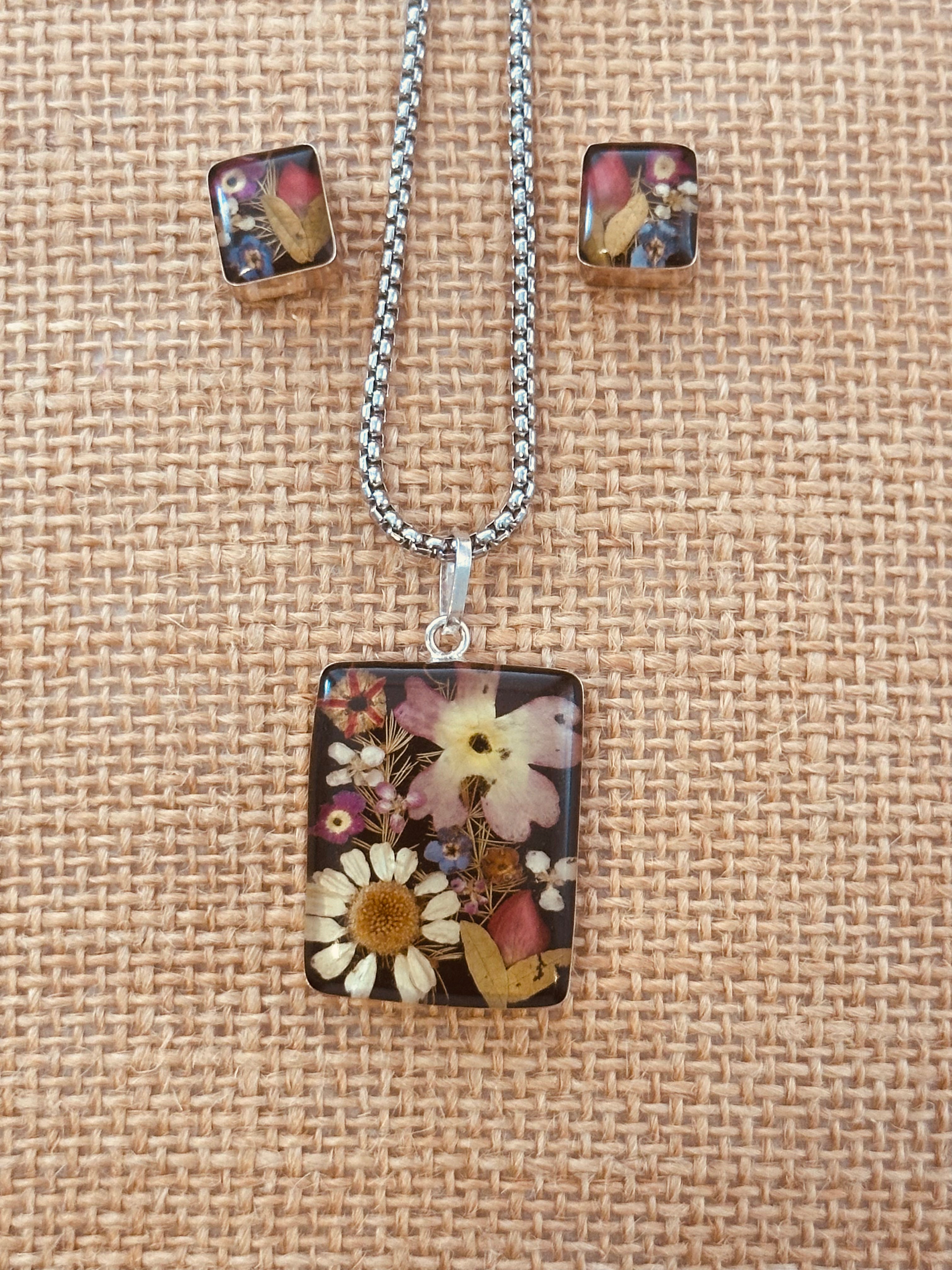 Flower Earrings and Necklace Set 503